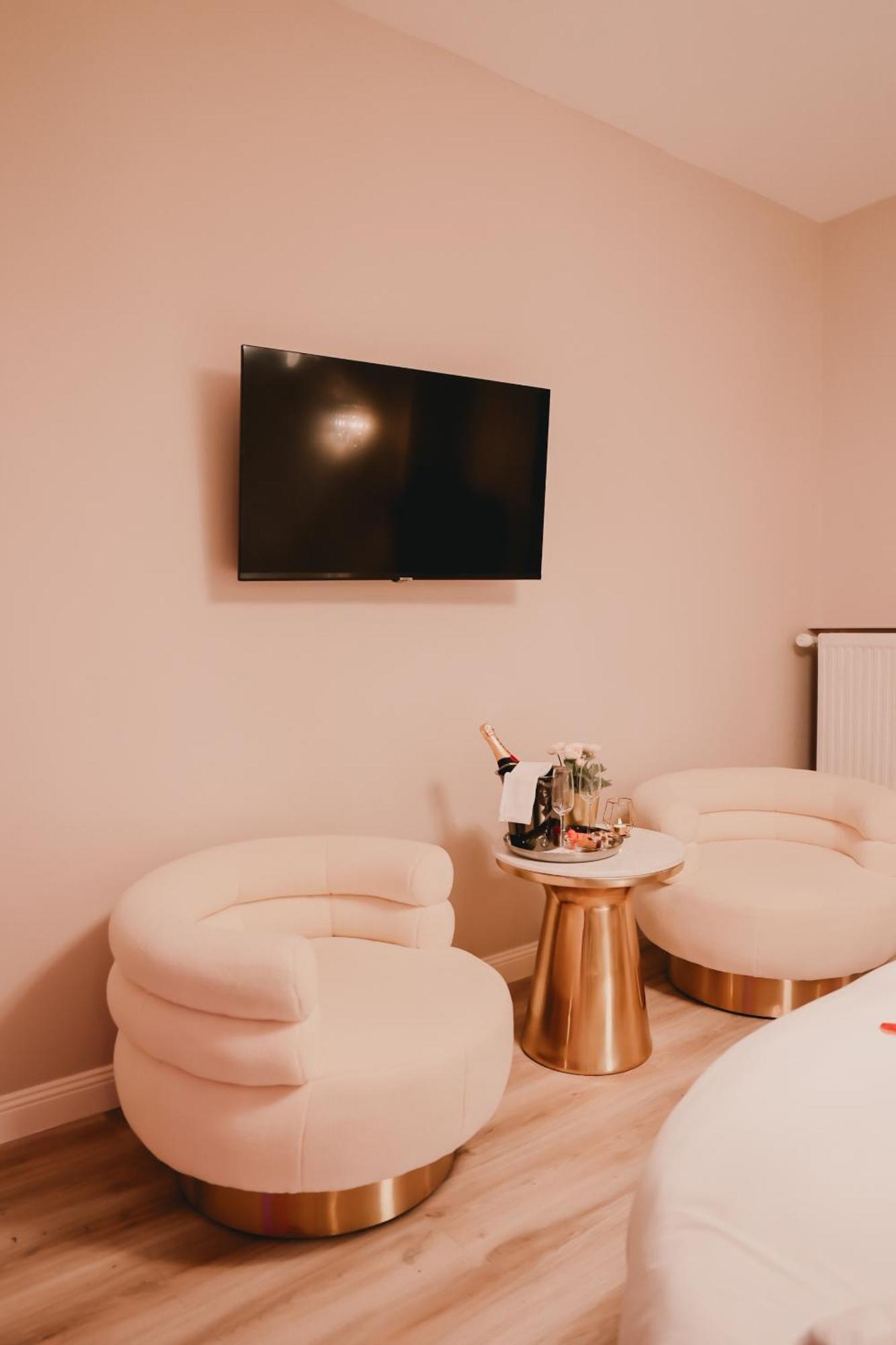 Hotel Mademoiselle Liege Ngoại thất bức ảnh