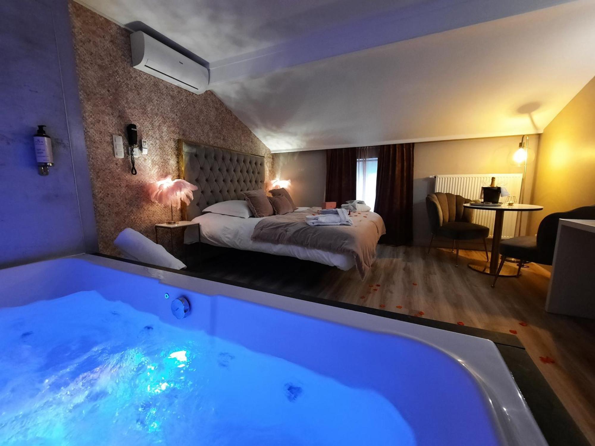 Hotel Mademoiselle Liege Ngoại thất bức ảnh