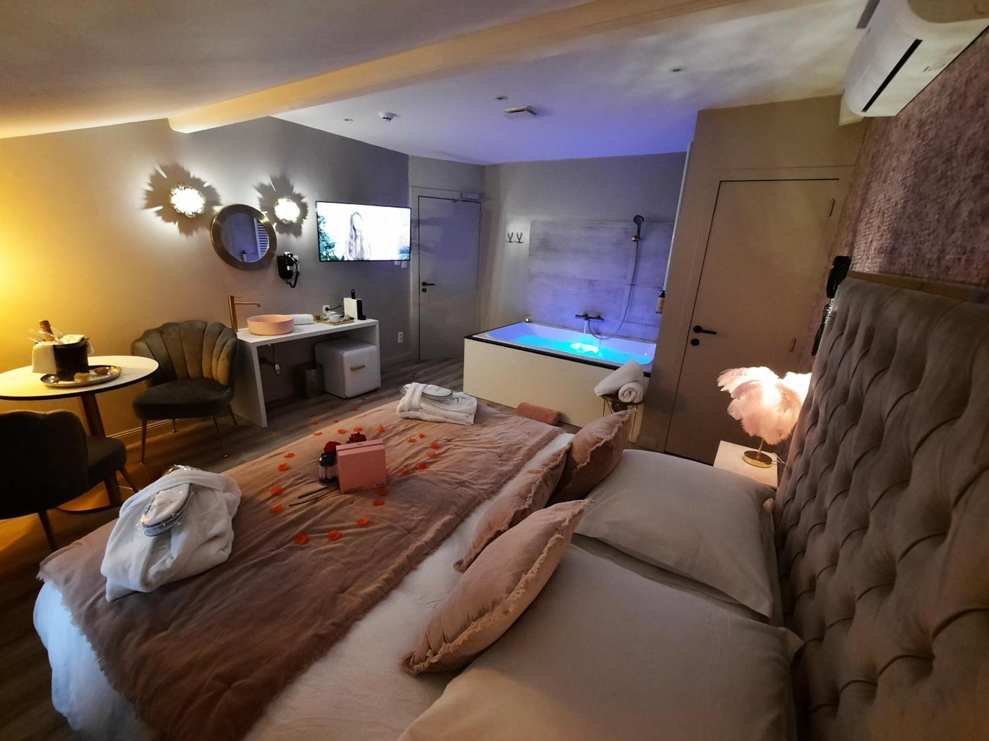 Hotel Mademoiselle Liege Ngoại thất bức ảnh