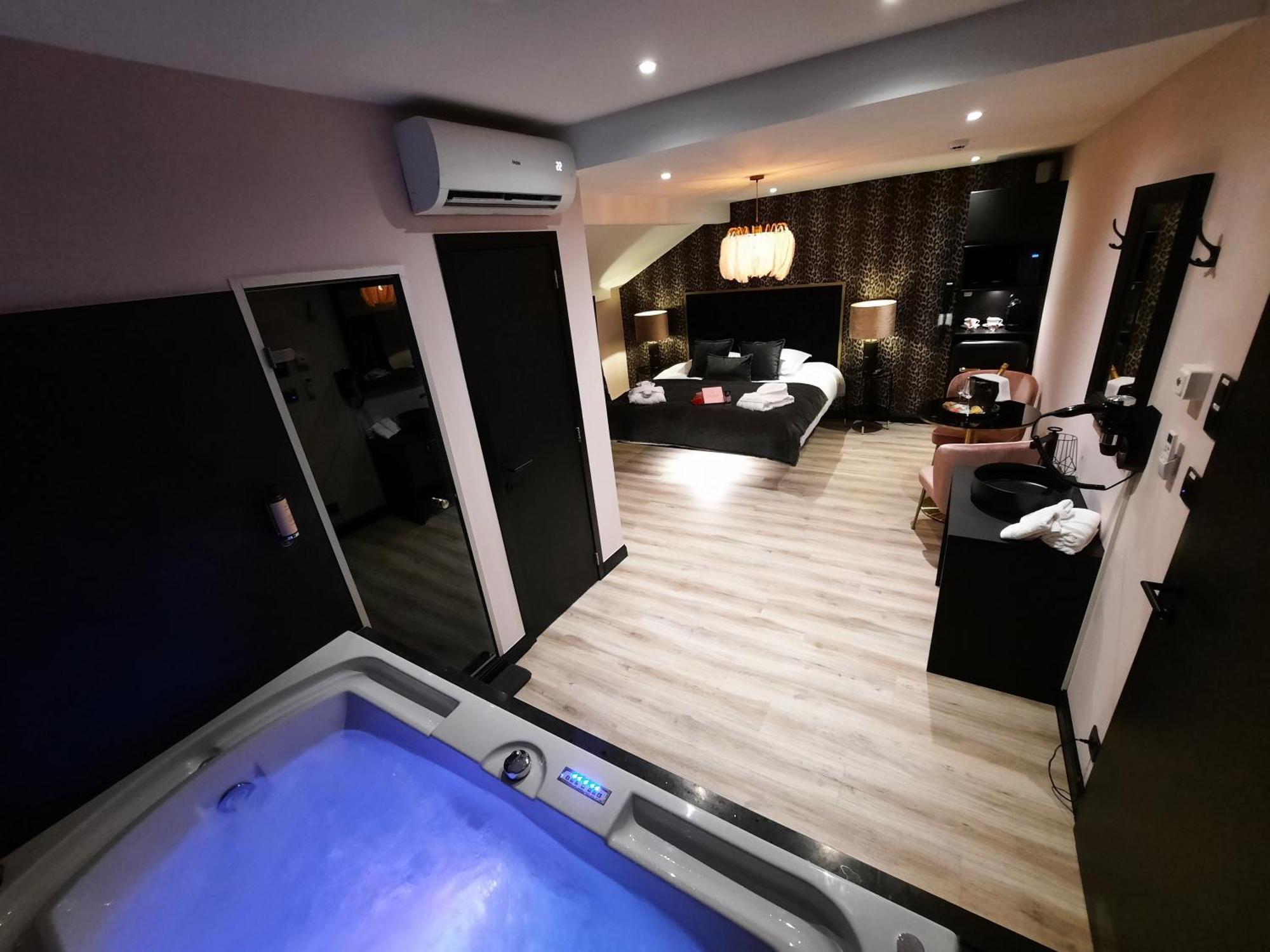 Hotel Mademoiselle Liege Ngoại thất bức ảnh