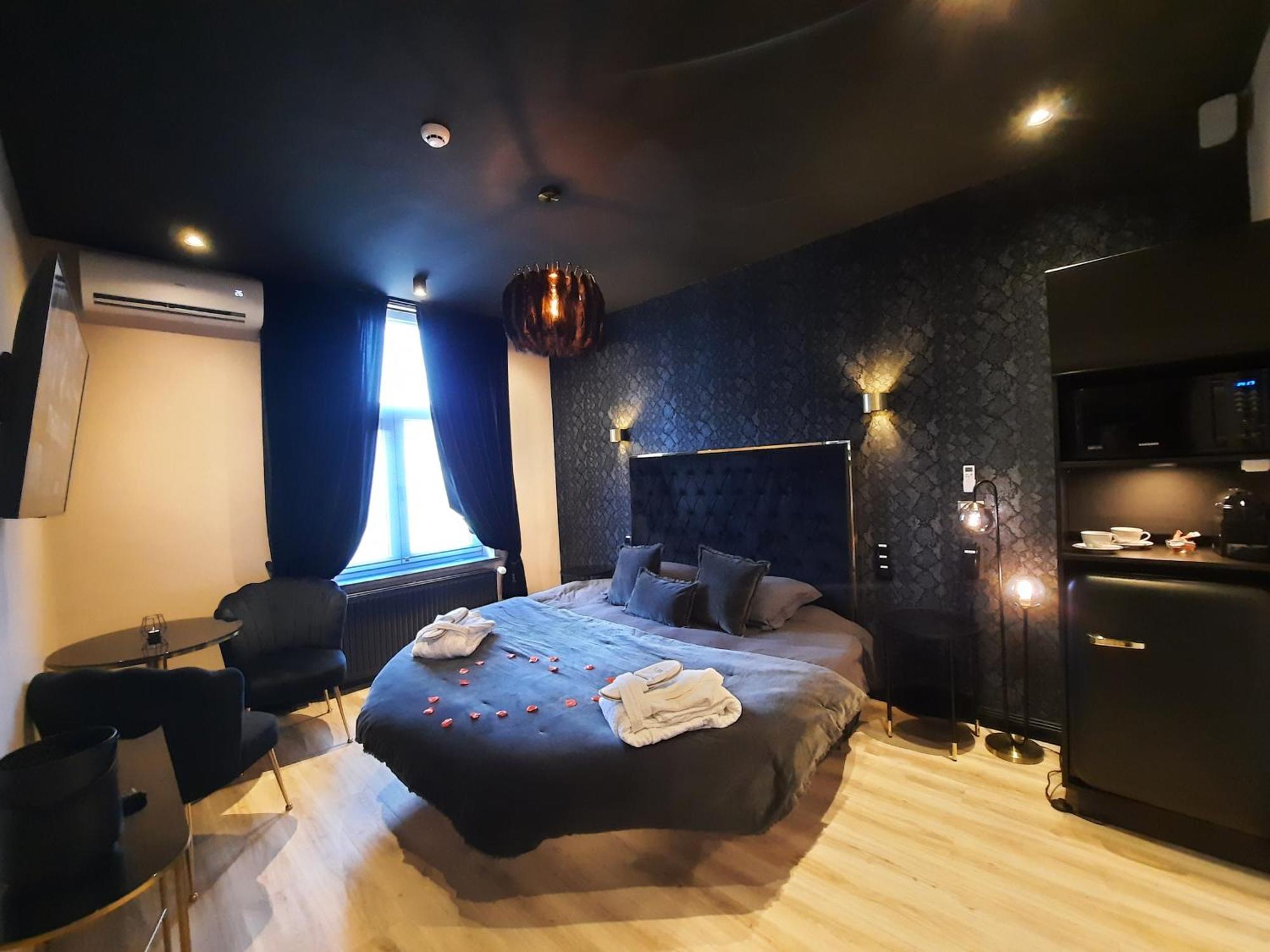 Hotel Mademoiselle Liege Ngoại thất bức ảnh
