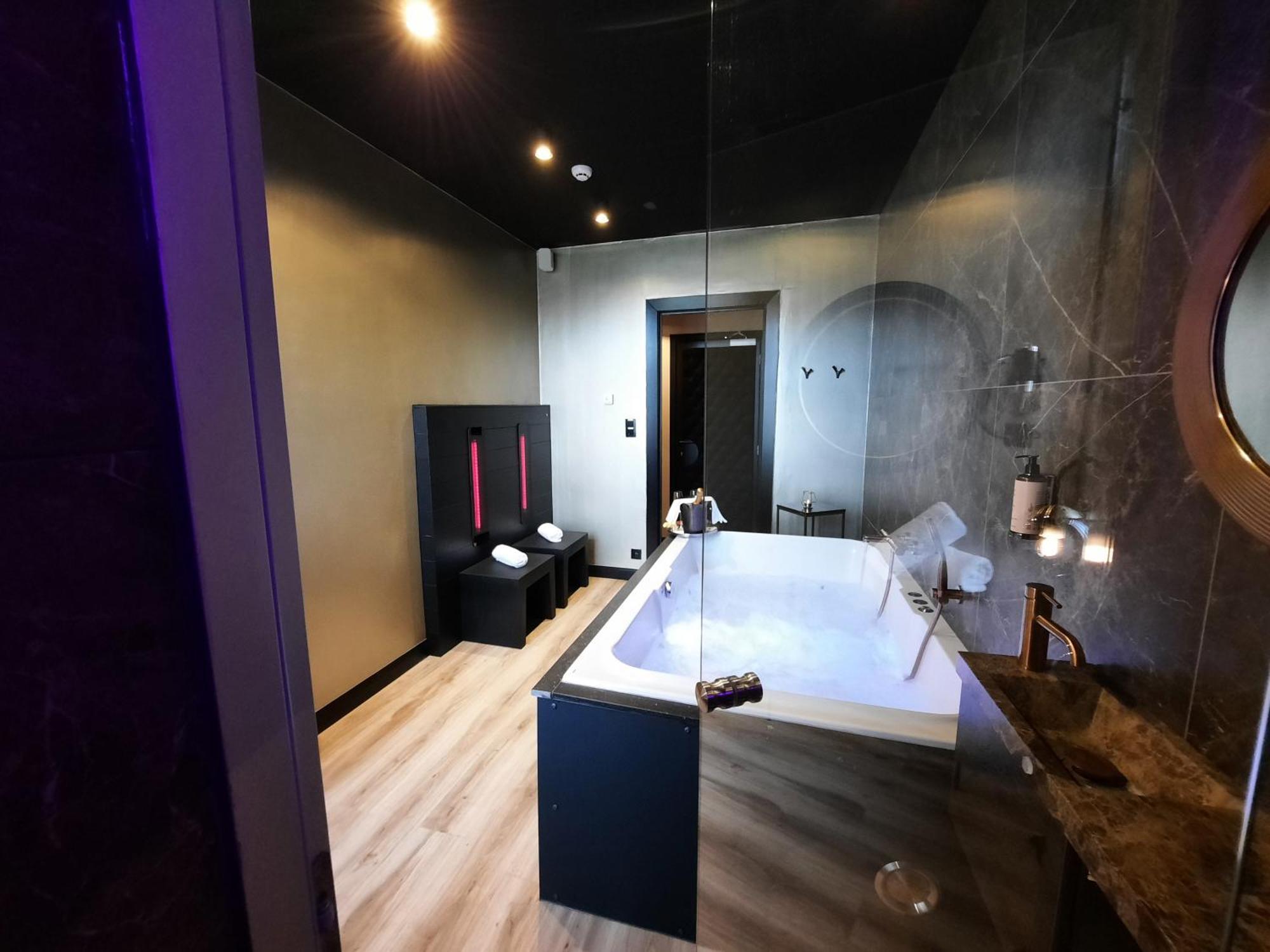 Hotel Mademoiselle Liege Ngoại thất bức ảnh